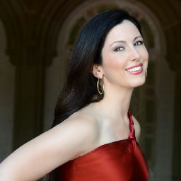 Headshot photo of Camille Zamora